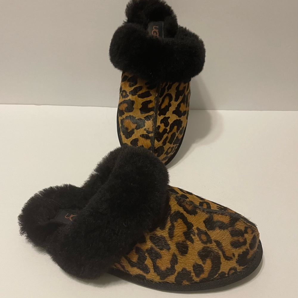 Ugg Scuffette Ii Printer Animal Size 7 - image 1